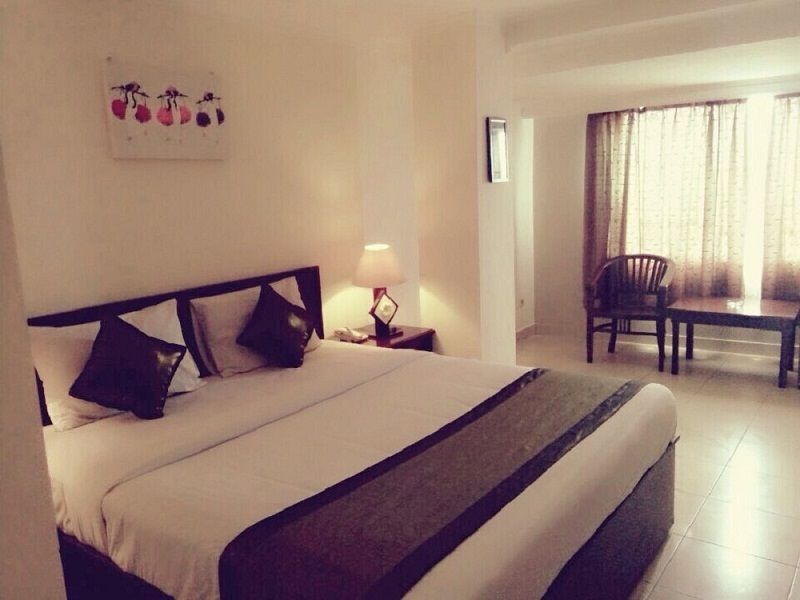 Hotel Reddoorz @ Raya Kuta Kuta Lombok Exterior foto